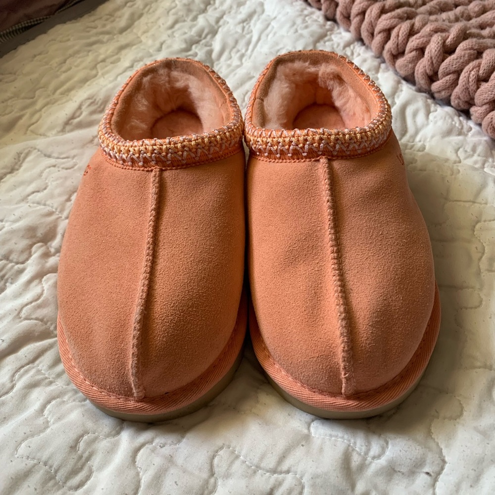 UGG Women’s Tasman slipper